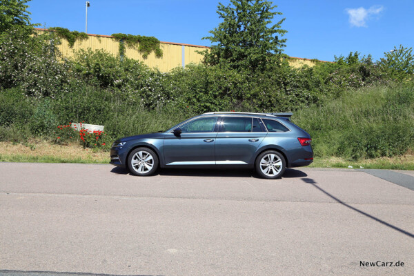 Skoda Superb Combi iV Style