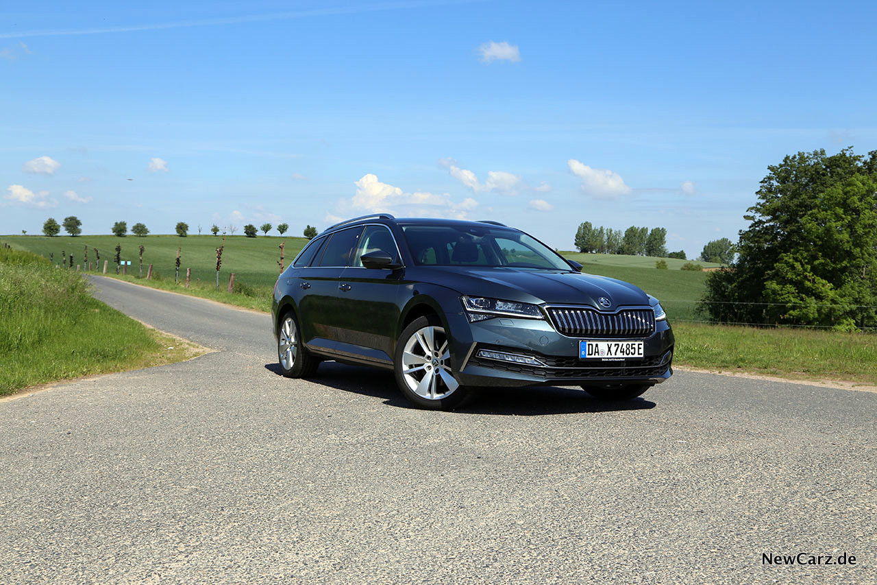 Skoda Superb Combi iV