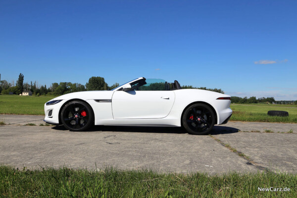 Jaguar F-Type Cabrio offen