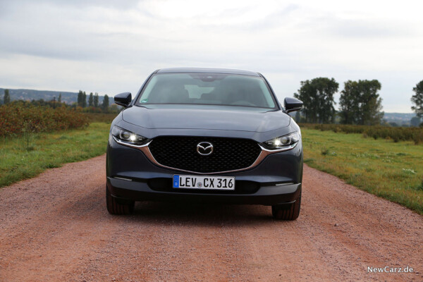 Mazda CX-30 Front