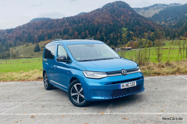 VW Caddy 2020 schräg vorne rechts