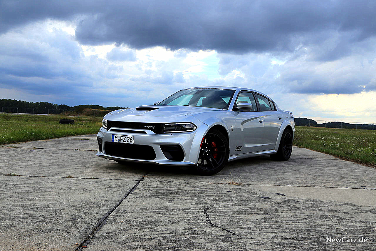 Dodge Charger SRT Hellcat  Test –  Das Haustier des Hades