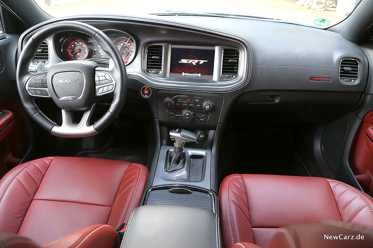 Dodge Charger SRT Hellcat Armaturenbereich