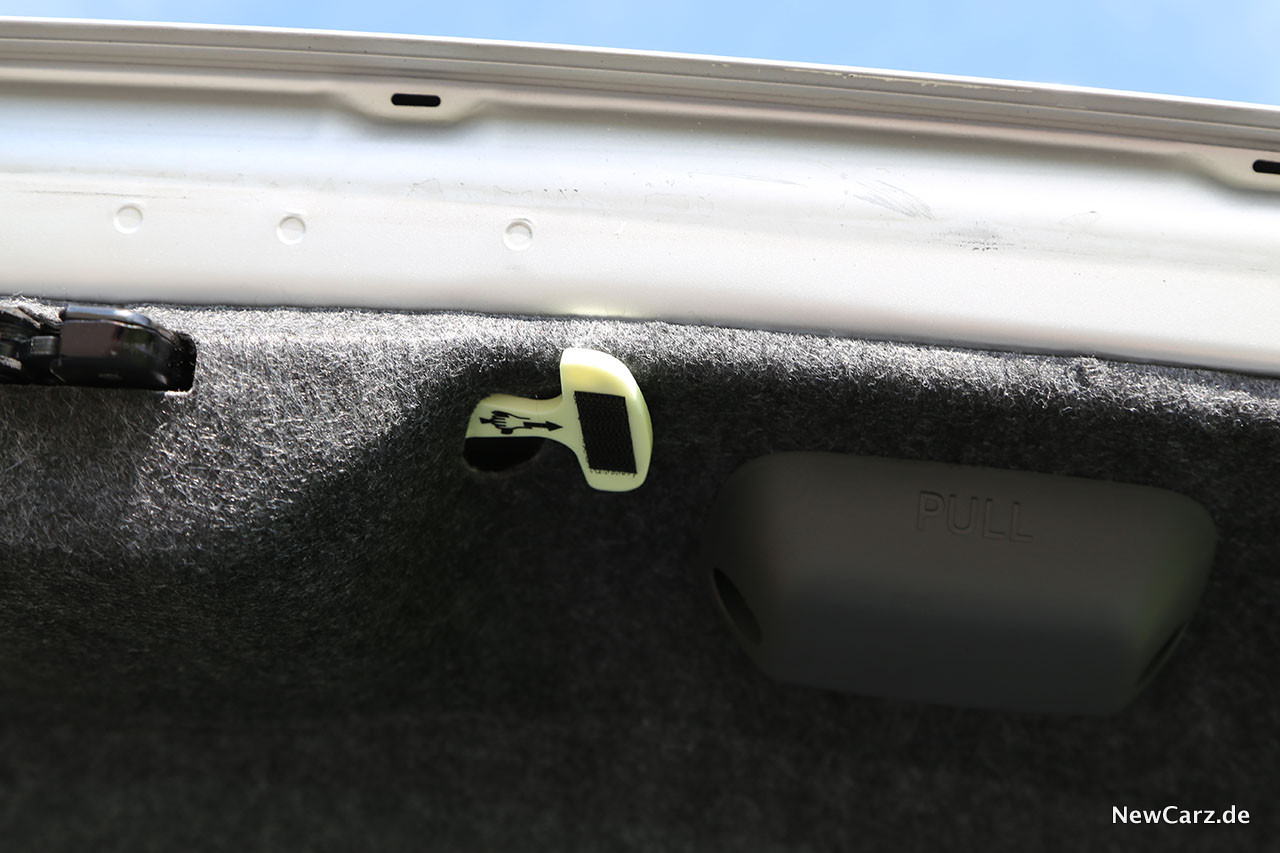 Dodge Charger SRT Hellcat Kofferraum-Detail