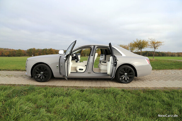 Rolls-Royce Ghost offene Türen