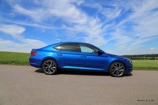 Skoda Superb Facelift Seite