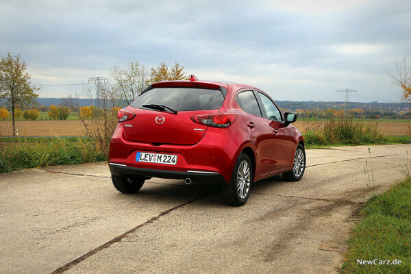 Mazda2 schräg hinten rechts