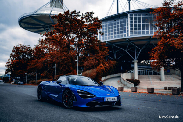 McLaren 720S Spider urban