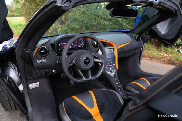 McLaren 720S Spider Interieur