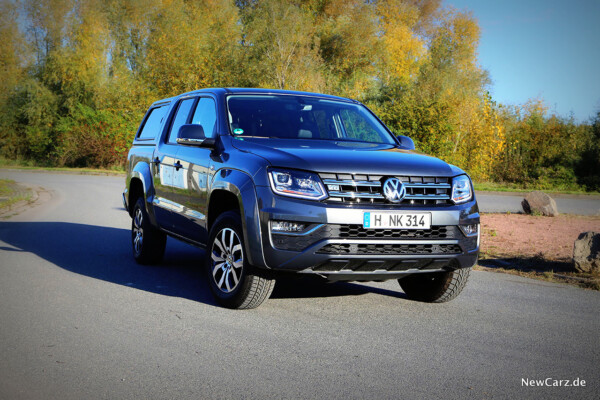 VW Amarok V6 TDI schräg vorne rechts