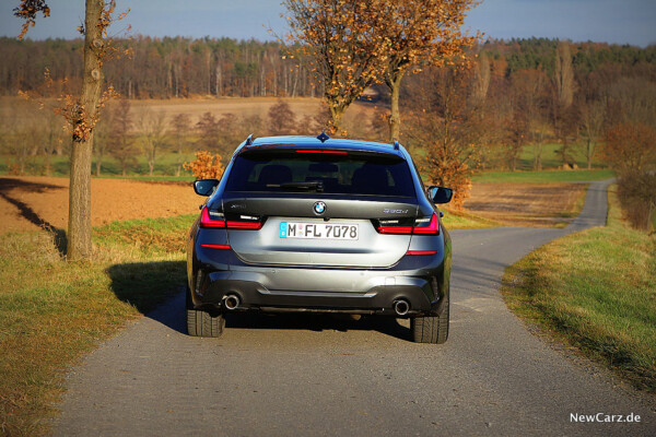 BMW 330d xDrive Touring Heck