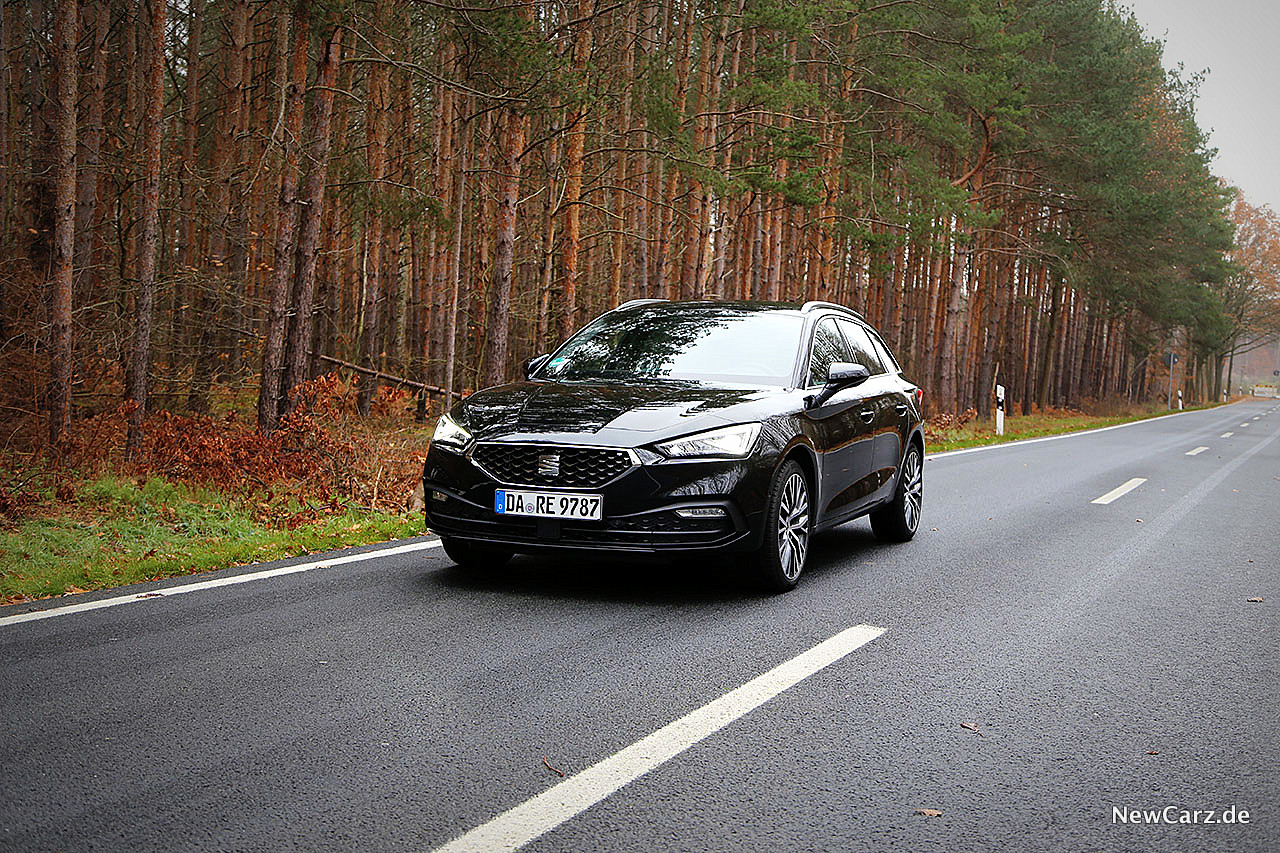 Seat Leon Sportstourer  Test –  Iberia Kombi 2.0