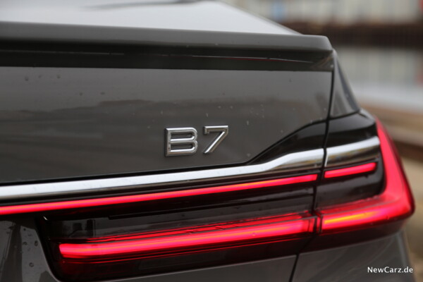 B7