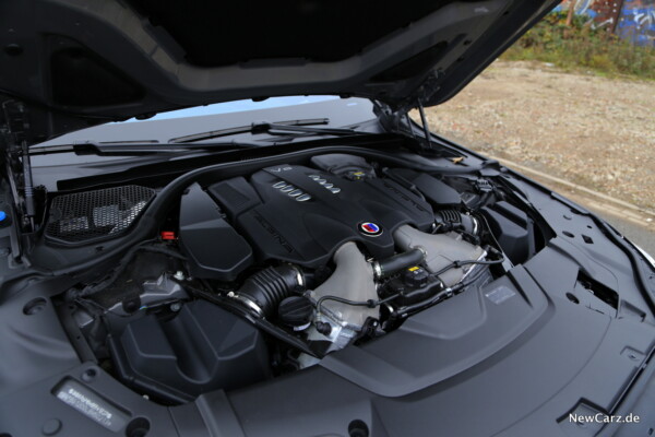 BMW Alpina B7 Motor