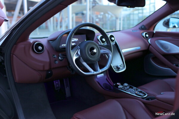 McLaren GT Interieur