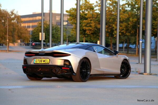 McLaren GT Heck