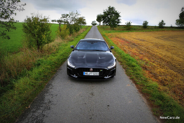 Jaguar F-Type R Front