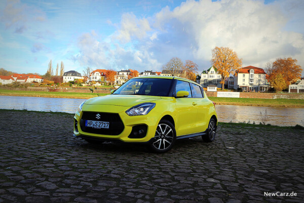 Suzuki Swift Sport Hybrid schräg vorn links