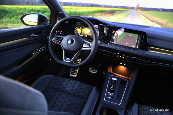 VW Golf 8 Variant Interieur