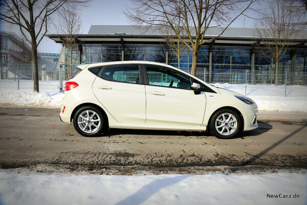 Ford Fiesta Hybrid Seite