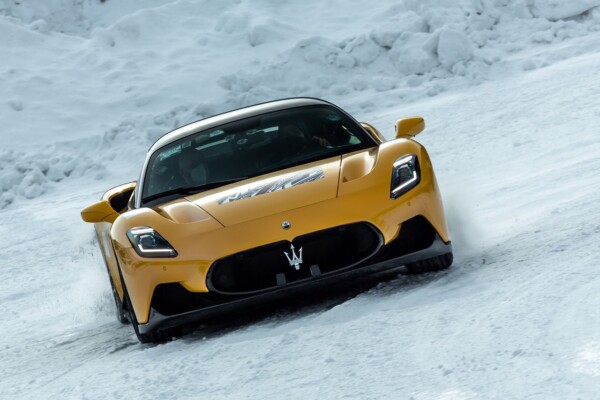 Maserati MC20 on Ice