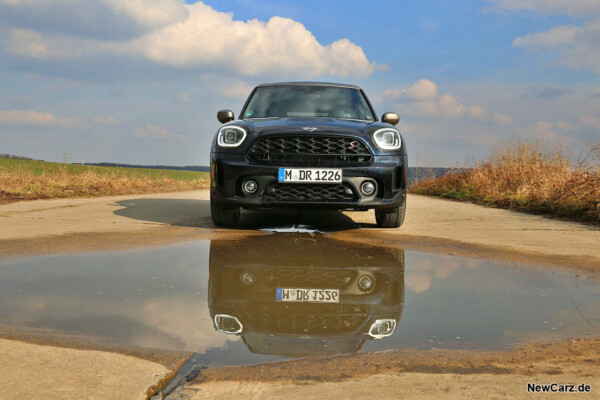 Mini Countryman Cooper SD Front