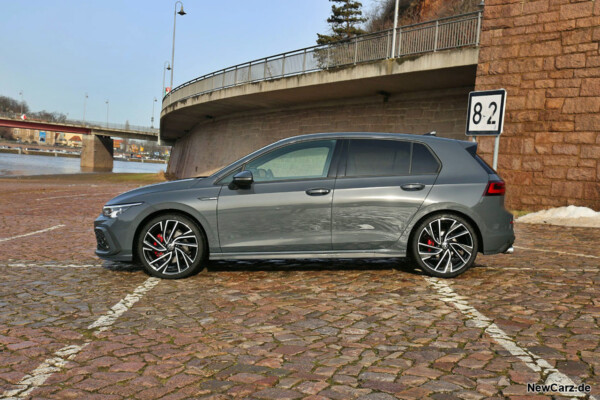 VW Golf 8 GTD Seite