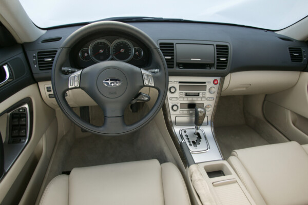 Subaru Outback 2004 Interieur