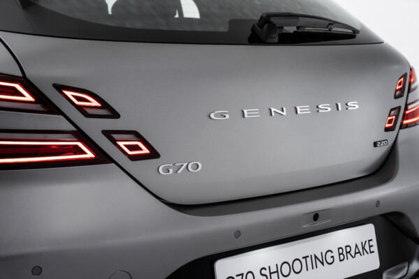 Genesis G70 Shooting Brake Heckleuchten