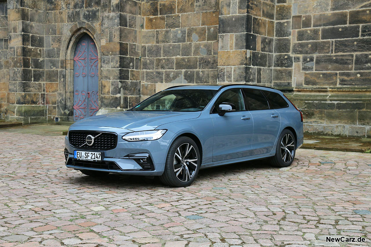 Volvo V90 B5