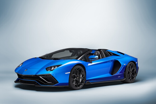 Lamborghini Aventador LP 780-4 Ultimae Roadster