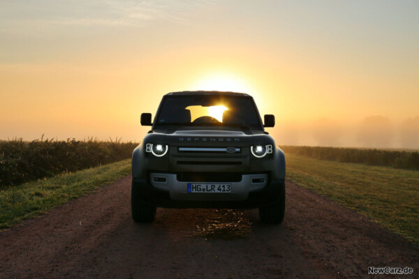 Land Rover Defender 110 Sunrise