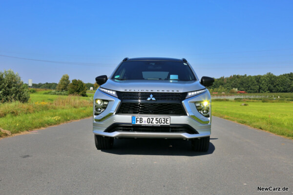 Mitsubishi Eclipse Cross PHEV Front