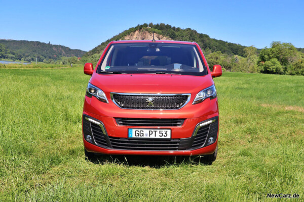 Peugeot Traveller Front