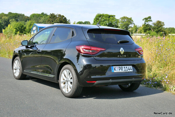 Renault Clio Hybrid schräg hinten links