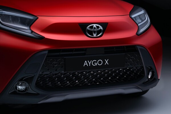 Frontschürze Toyota Aygo X