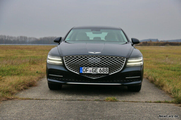 Genesis G80 Front