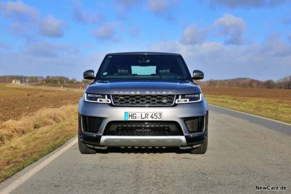 Range Rover Sport D250 Front