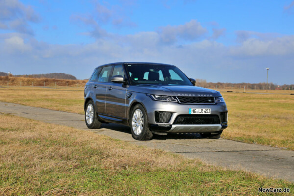 Range Rover Sport D250 schräg vorne rechts