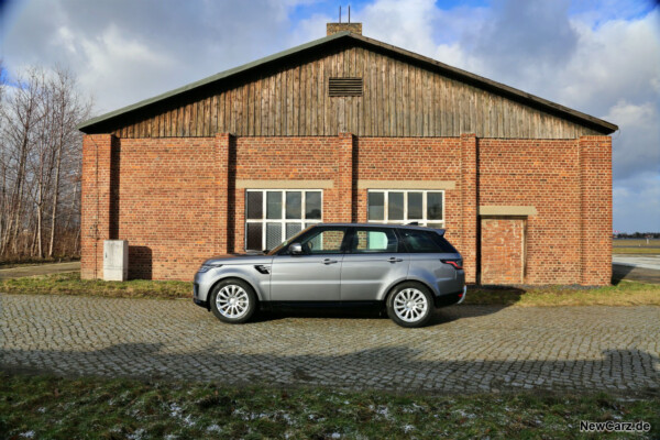 Range Rover Sport D250 Seitenansicht