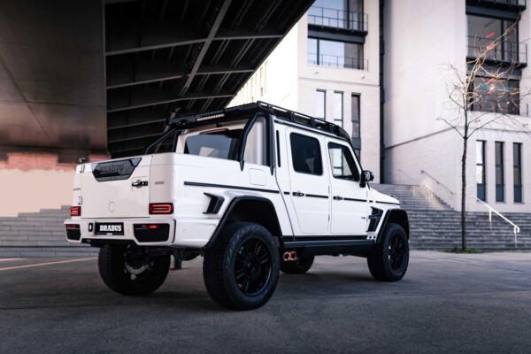 BRABUS 800 Adventure XLP SUPERWHITE