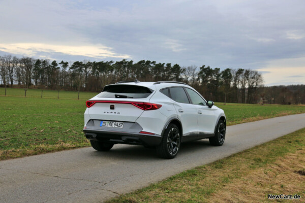 Cupra Formentor 2.0 TDI schräg hinten rechts