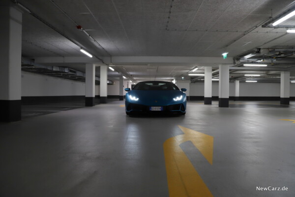 Lamborghini Huracán Evo Spyder Nightshot