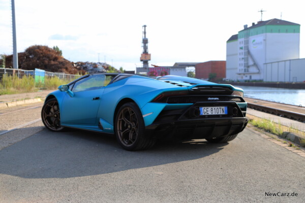Lamborghini Blu Uranus matt