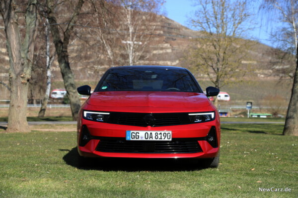 Opel Astra L Front