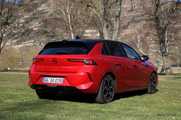 Opel Astra Kardio Rot