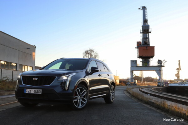 Cadillac XT4 350T Sunset