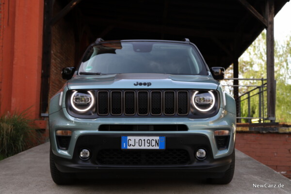 Jeep Renegade e-Hybrid Front