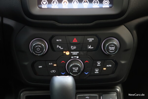 Jeep Renegade e-Hybrid Klimaeinheit