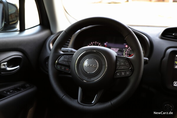 Jeep Renegade e-Hybrid Lenkung